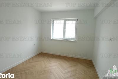 Apartament cu 4 camere semidecomandat în Central - 5