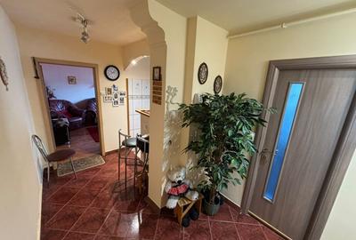 Apartament 3 camere, mobilat, zona Judetean - 2