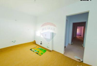 Casă cu 1 camere cu Teren 1450 Mp în Săsar - 4