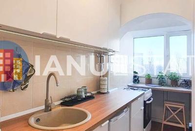 Apartament cu 2 camere decomandat în Titan