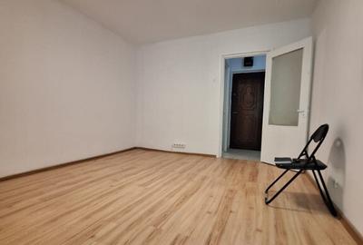 Garsoniera dotata cu beci si balcon! CE1163 - 2