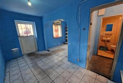 Resita CHIRIE sau VANZARE Spatiu Com.Parter,Zona Aglomerata - 8