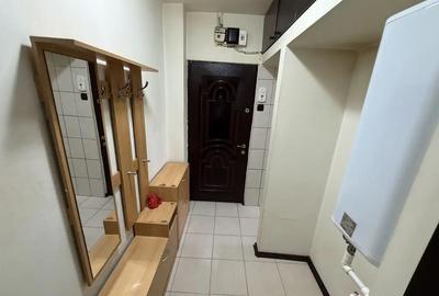 Apartament cu 2 camere semidecomandat în Km 4 - 1