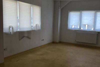 Spațiu comercial, de 150 mp, în Sebastian - 8