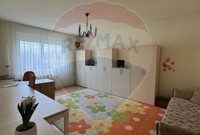 Casa / Vila cu 10 camere de vanzare in zona Braytim - 5