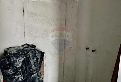 Casă cu 4 camere de vânzare - 5