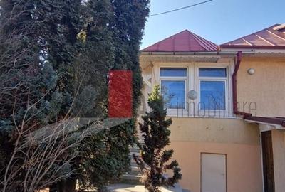 Casă cu 3 camere în Central - 7