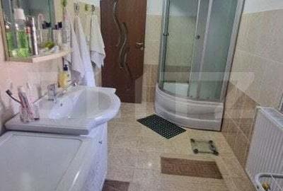 Casa 6 camere , se doreste si schimb cu apt+dif - Poiana Marului - 3