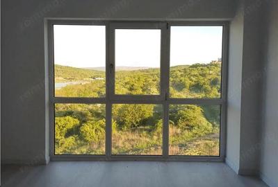 Apartament cu 2 cam ,langa lac - 12