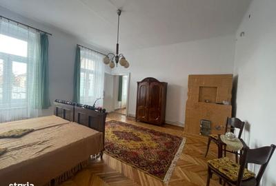 Casă cu 4 camere cu Teren 600 Mp în Centrul Istoric - 12