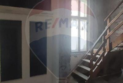 Spațiu comercial, de 68.339996337891 mp, în Ultracentral - 21