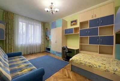 Apartament cu 3 camere decomandat în Crângași - 11