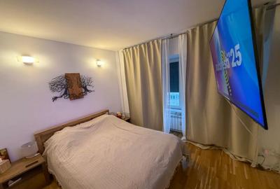 Apartament cu 3 camere decomandat, mobilat în Unirii