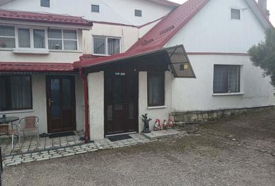 Casă cu 4 camere în Central - 3