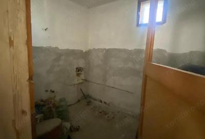 Casă cu 3 camere cu Canalizare în Fratelia - 6