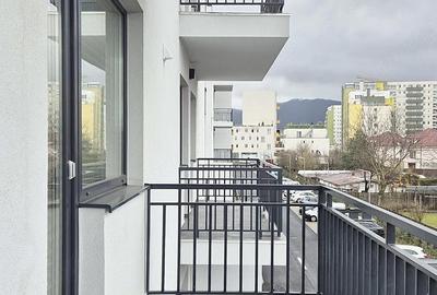 Apartament cu 2 camere decomandat în Est