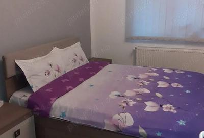 Casă cu 8 camere cu Teren 1000 Mp în Central - 1