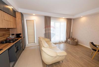 Vanzare apartament cu 3 camere mobilat si utilat ansamblu Cosmopolis