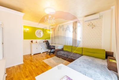 Apartament cu 2 camere decomandat, mobilat în UTA