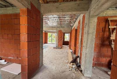 Casă cu 4 camere cu Teren 418 Mp în Oncea - 9