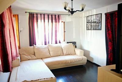 Casă cu Teren 1600 Mp în Central