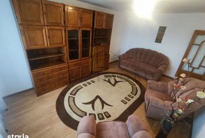 Apartament cu 3 camere decomandat în Nicolina - 1