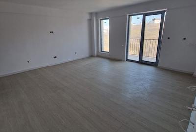 Apartament cu 3 camere în Bucium - 10