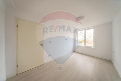 Apartament cu 3 camere semidecomandat în Șega - 6