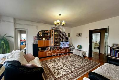 Apartament cu 3 camere decomandat, mobilat în Simion Bărnuțiu