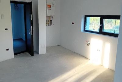 Apartament cu 2 camere decomandat în Central - 1