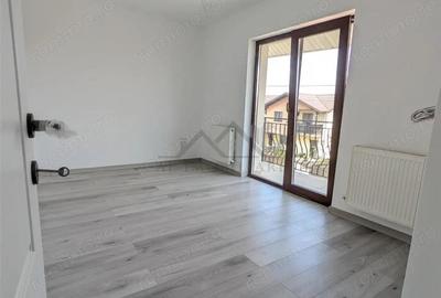 Vila 4 cam vedere lac Lunca Cetatuii - Ciurbesti - 4