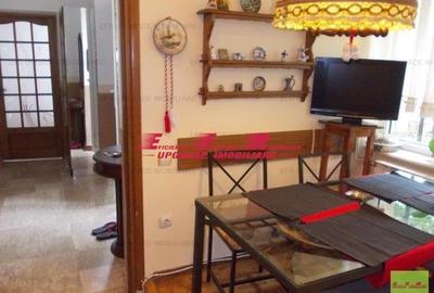 Vilă cocheta de vanzare ?n zona Sala Palatului - 3