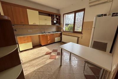 Casă cu 5 camere cu Canalizare în Snagov - 12