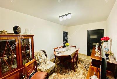 Apartament de 3 camere cu 2 bai si balcon in zona Brana/Unimat - 11