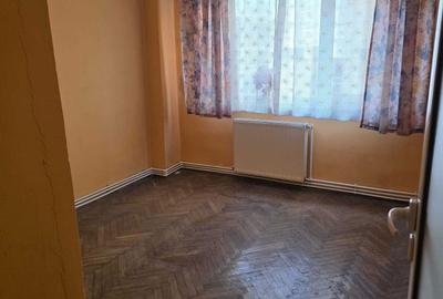 Apartament cu 2 camere decomandat în Central - 4