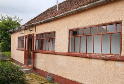 Casa tradi?ionala din lemn, cu teren de 600 mp. - Bodoc - 4