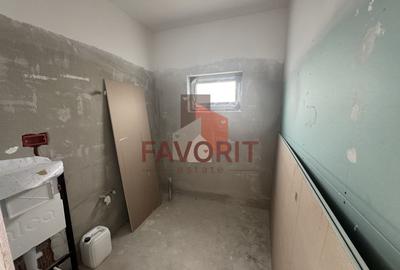 Duplex cu 4 camere cu Teren 300 Mp în Torontalului - 9