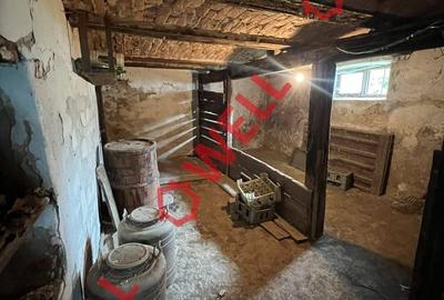 Casă cu 2 camere cu Teren 250 Mp în Central - 16