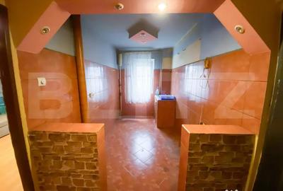 Apartament cu 3 camere decomandat în Rovine - 5