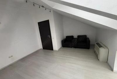 Spatiu comercial cu 4 incaperi 110 mp, situat in zona Aurel Vlaicu - 2