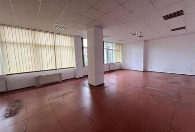 Birou, de 1,300 mp, în Centrul Civic - 2