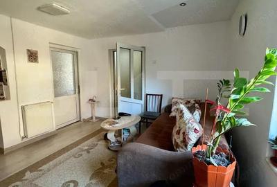 Casă cu 5 camere cu Teren 260 Mp în Central