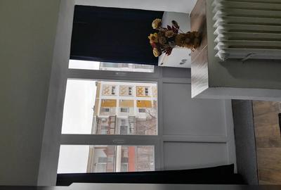 Inchiriez garsoniera - 2