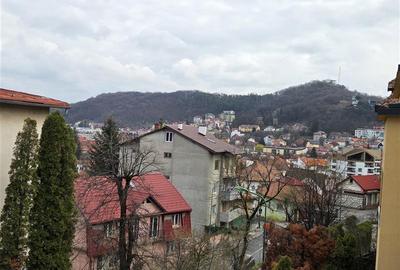 Apartament cu 2 camere decomandat, mobilat în Dealul Cetății - 2