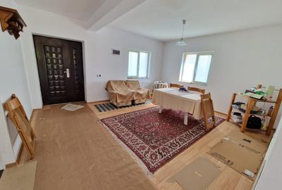 Casa 170 mp. si teren aferent 2300 mp. Ruseni jud Neamt - 9