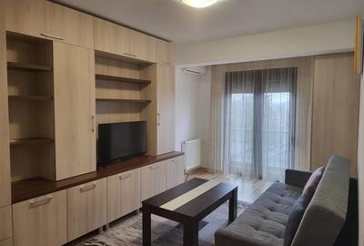 Apartament cu 2 camere decomandat, mobilat în Podul de Fier