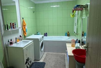 Apartament cu 2 camere decomandat în Cățelu - 2