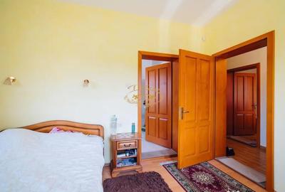 Casă cu 8 camere cu Canalizare în Corunca - 8