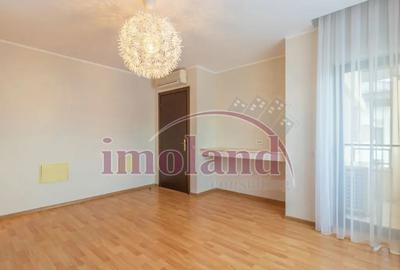 Casă cu 7 camere cu Teren 320 Mp în Pipera