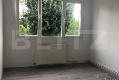 Apartament luminos cu 2 camere, 50 mp, etaj 3/4, zona Astra - Bulevardul Saturn - 8